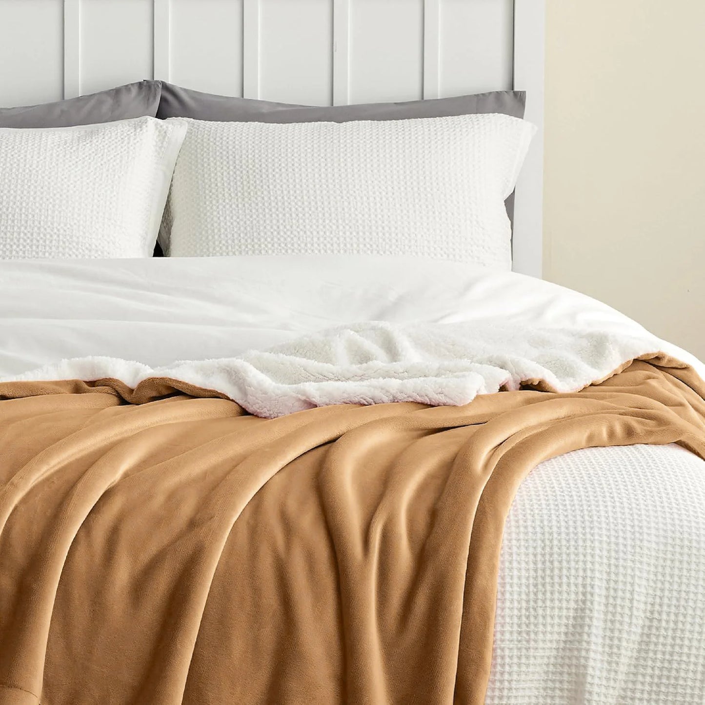 Gentle and Soft Fleece Throw Blanket - image 5