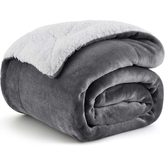 Gentle and Soft Fleece Throw Blanket - image 1