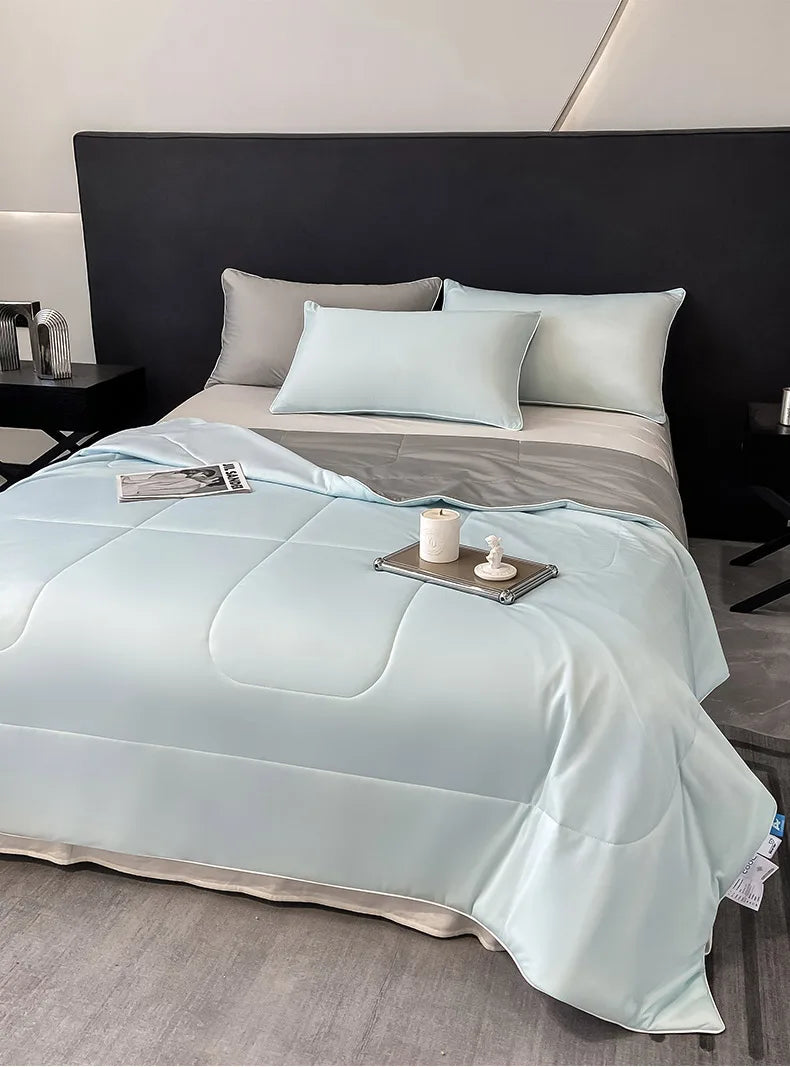 Cooling Summer Comforter – Lightweight, Smooth, Double-Sided Arc-Chill Fabric, Washable