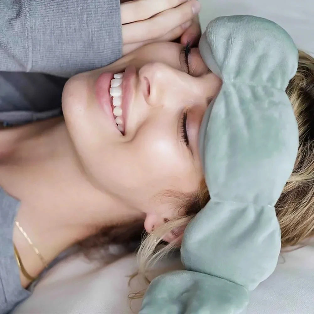 Cold therapy weighted eye mask - image 10