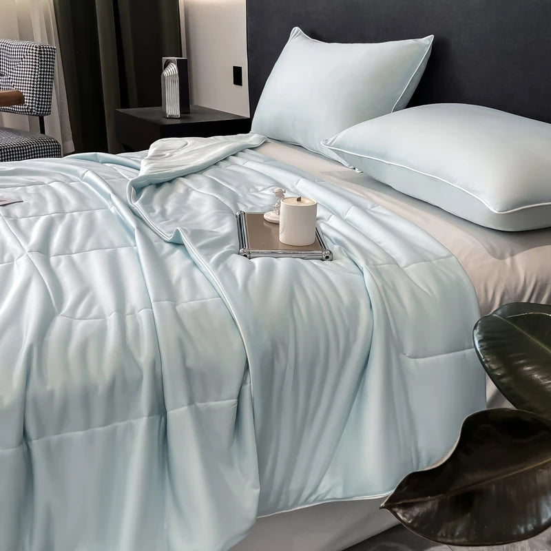 Cooling Summer Comforter – Lightweight, Smooth, Double-Sided Arc-Chill Fabric, Washable