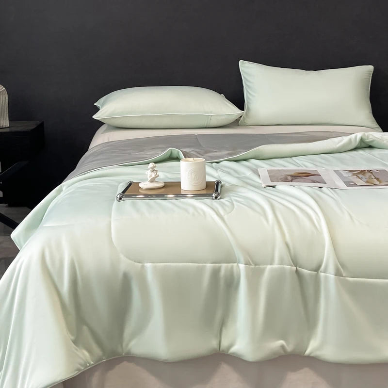 Cooling Summer Comforter – Lightweight, Smooth, Double-Sided Arc-Chill Fabric, Washable